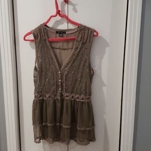 Sleeveless Blouse